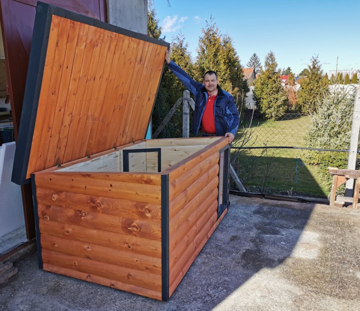 Goofy isolierte Hundehütte